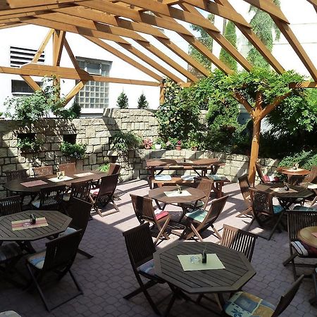 Penzion Holiday Mariánské Lázně Exteriör bild