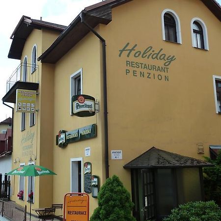 Penzion Holiday Mariánské Lázně Exteriör bild