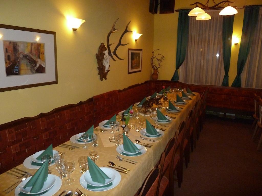 Penzion Holiday Mariánské Lázně Exteriör bild