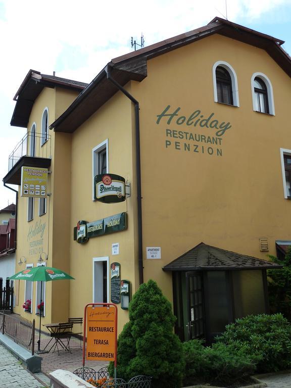 Penzion Holiday Mariánské Lázně Exteriör bild