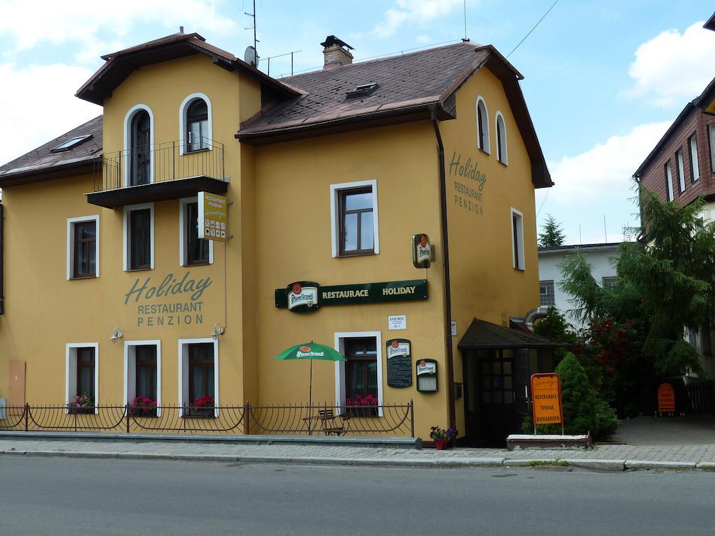 Penzion Holiday Mariánské Lázně Exteriör bild